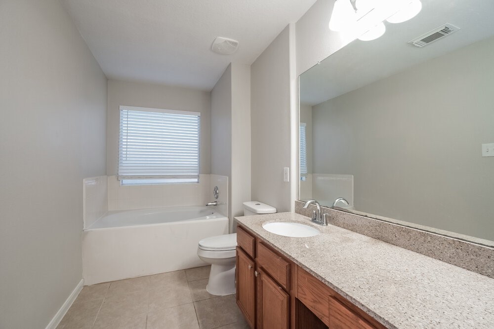 23503 Maple View Drive Property Photo 11