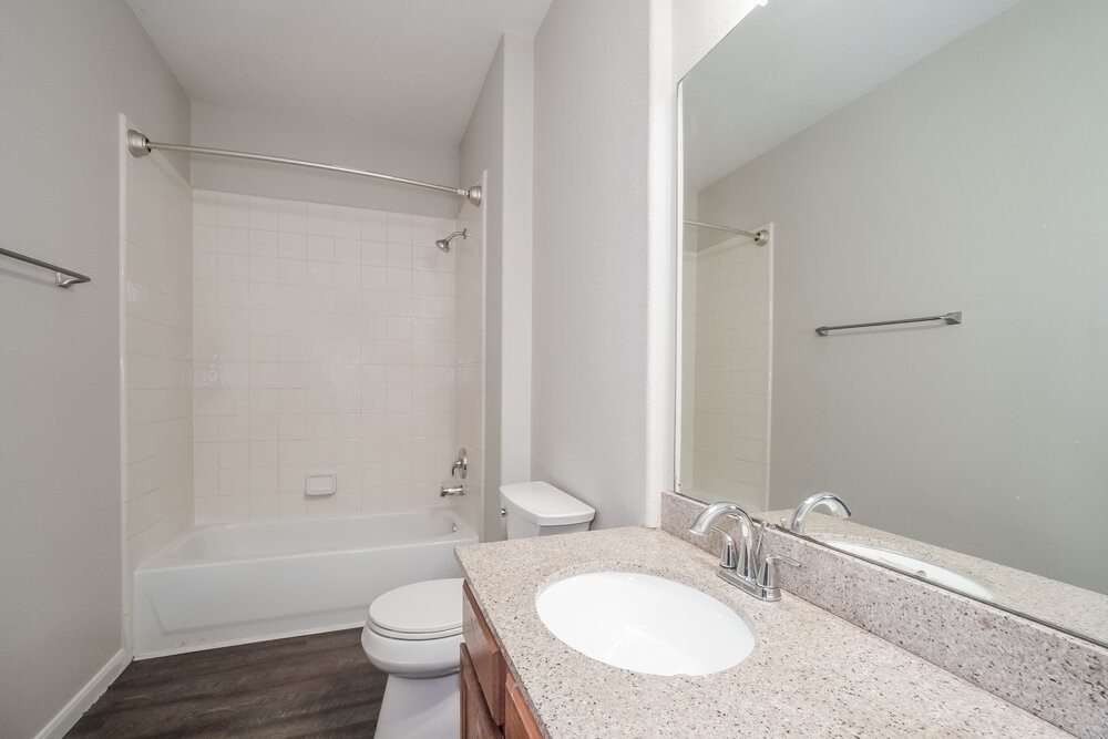 23503 Maple View Drive Property Photo 15