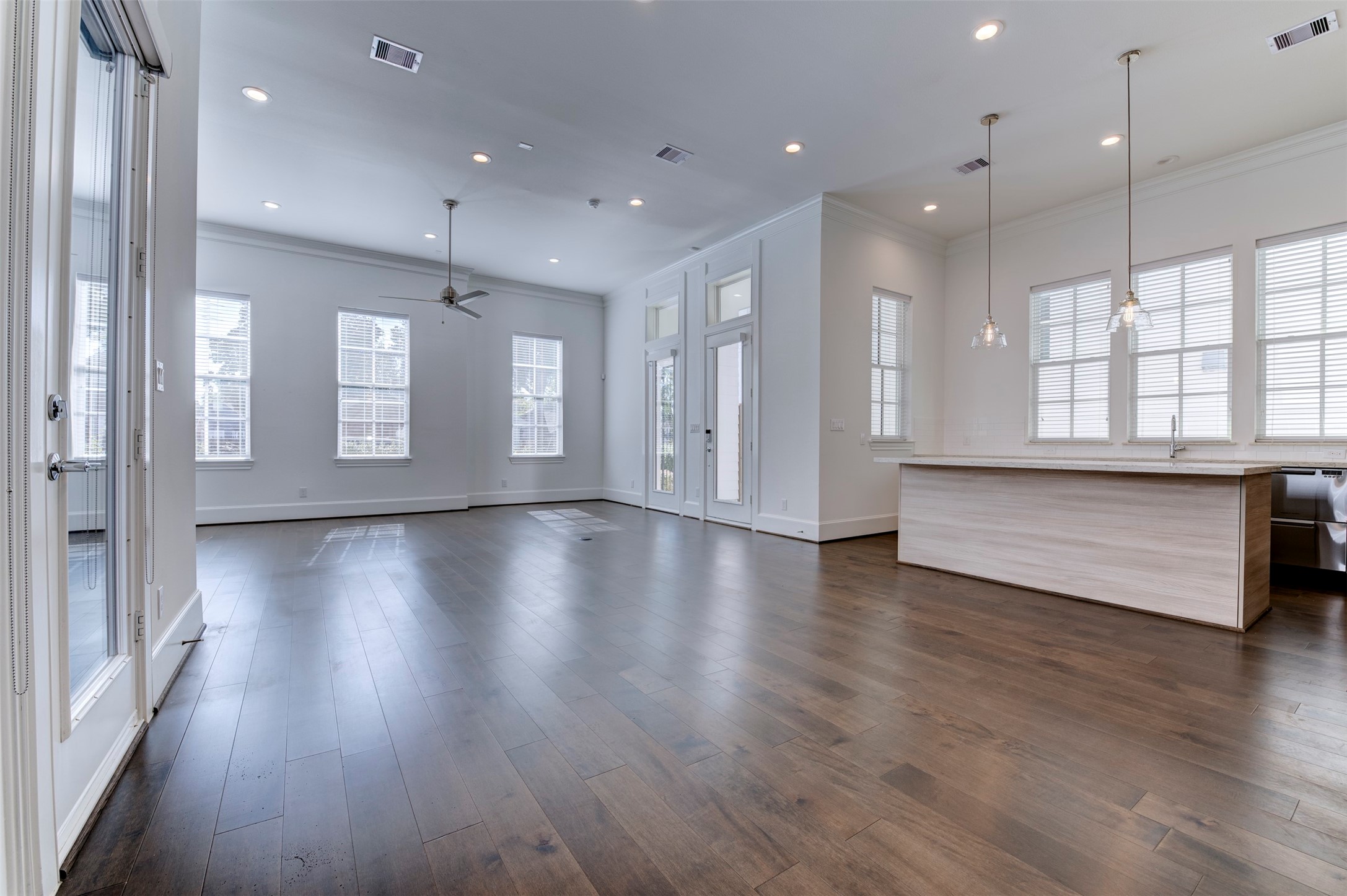 4947 Rusk Street Property Photo 4