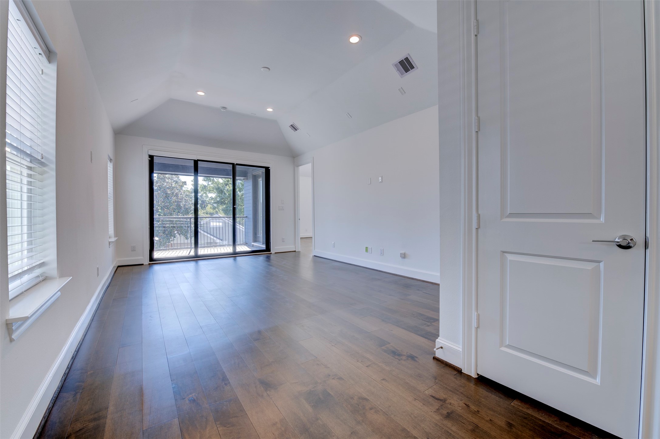 4947 Rusk Street Property Photo 8