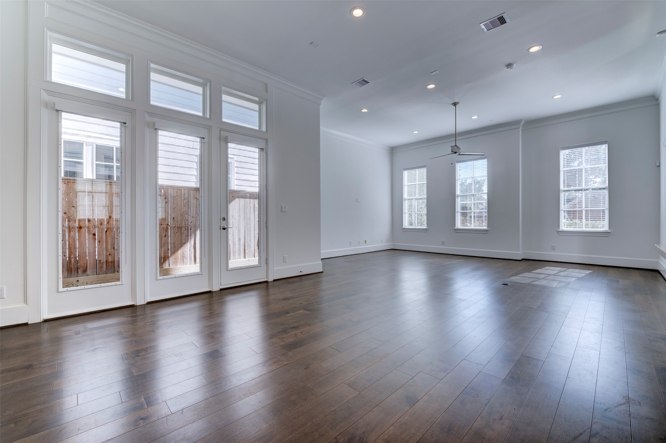 4947 Rusk Street Property Photo 11