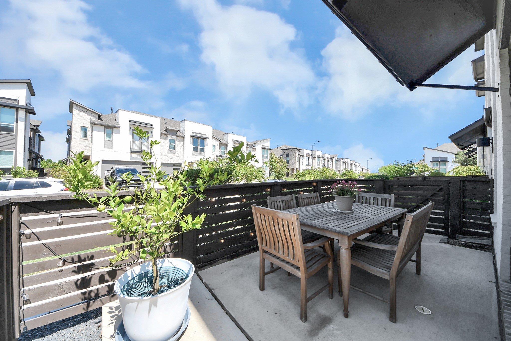 16522 Lake Austin Street Property Photo 5