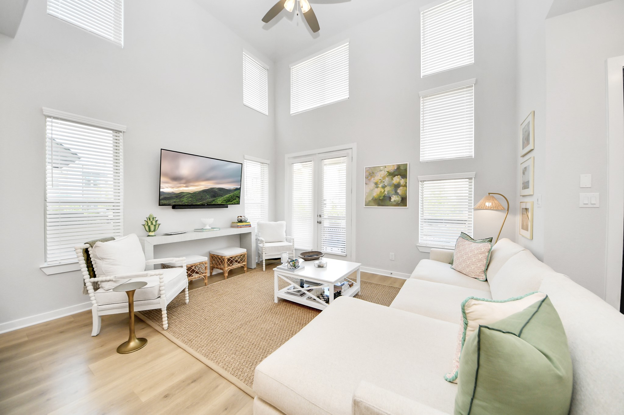 16522 Lake Austin Street Property Photo 8