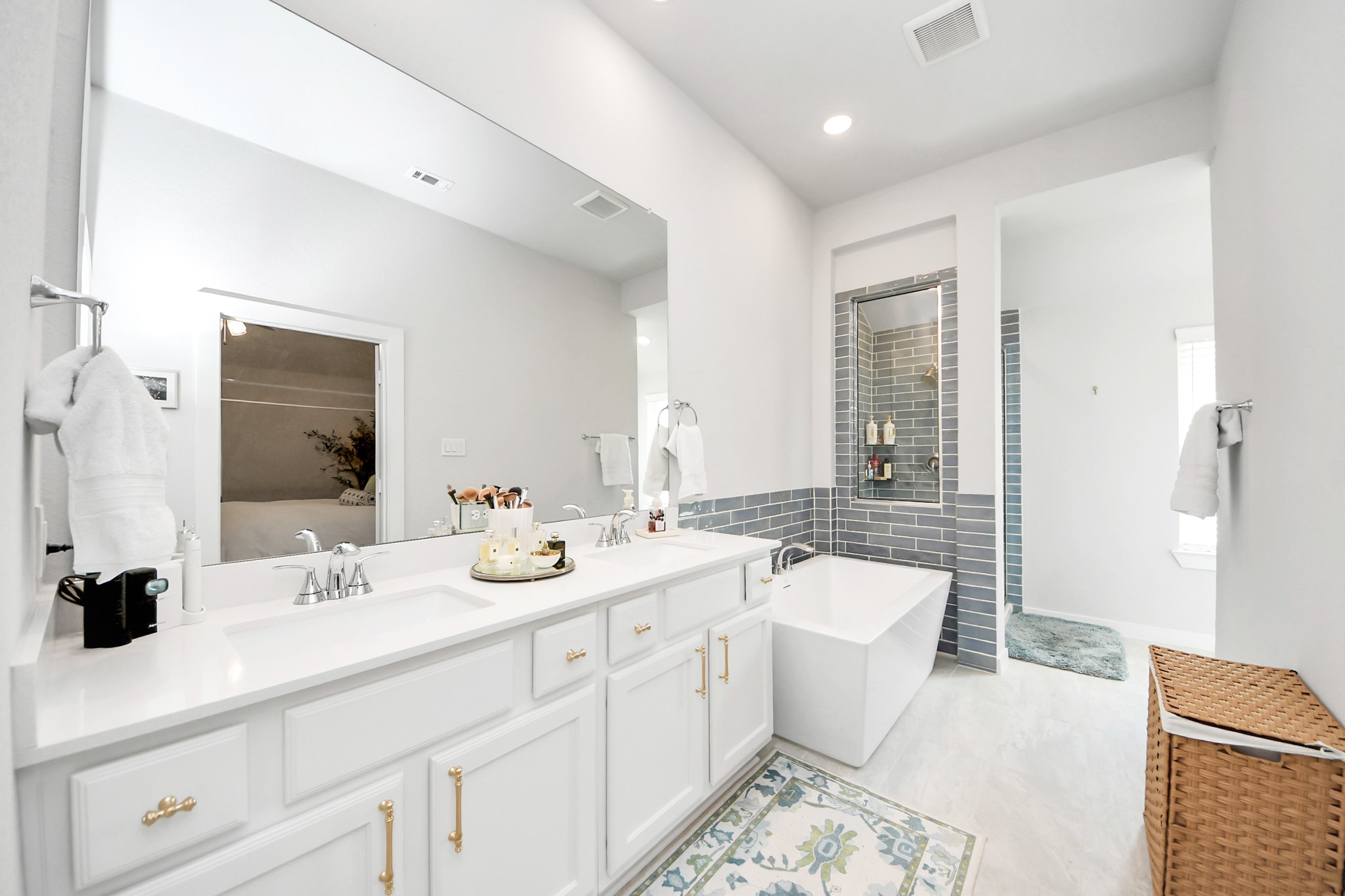 16522 Lake Austin Street Property Photo 27
