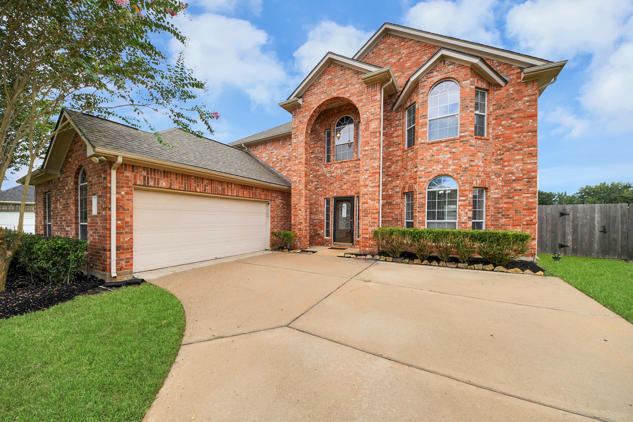 2014 Orchard Spring Drive Property Photo 1