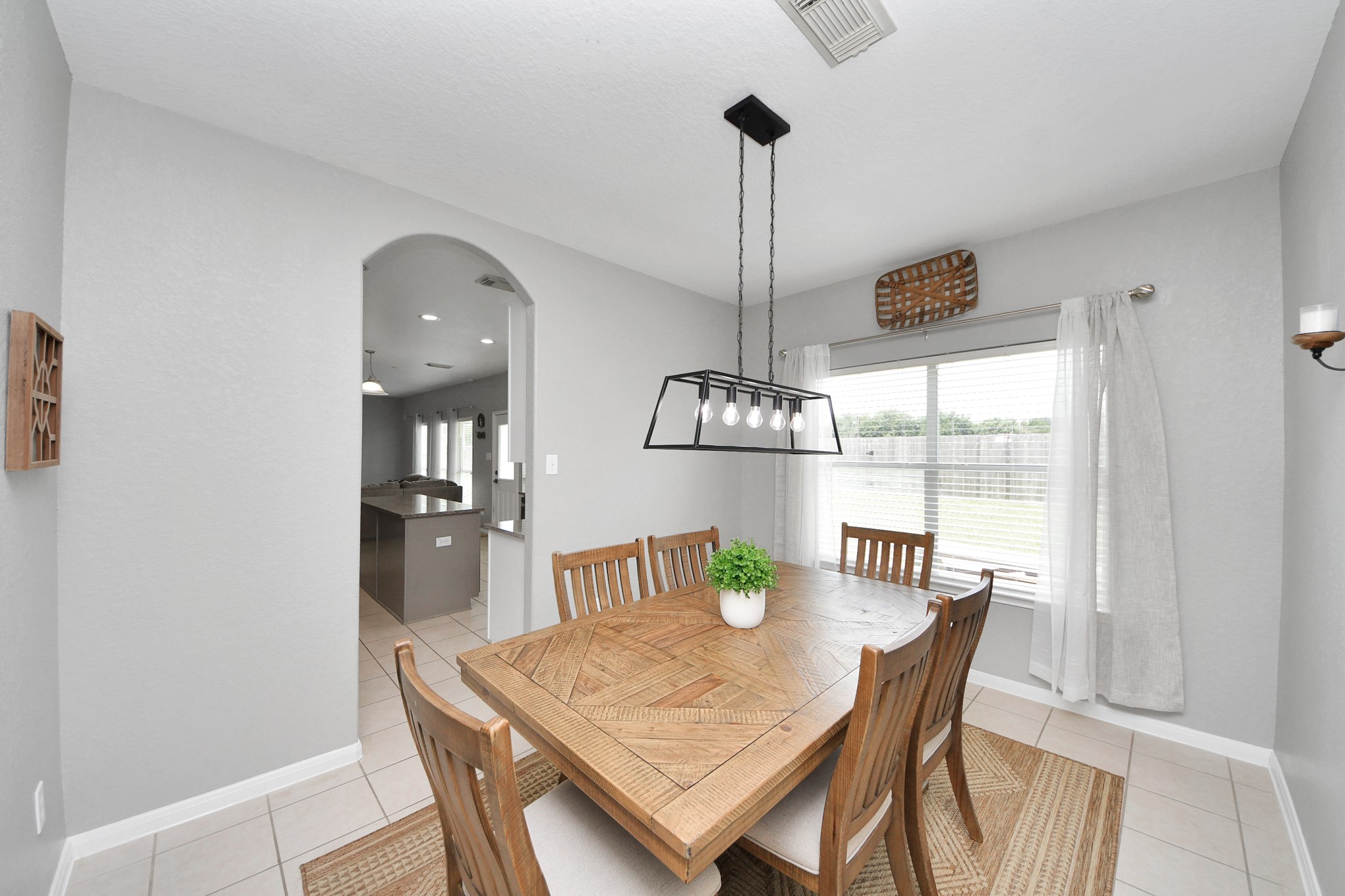 2014 Orchard Spring Drive Property Photo 10