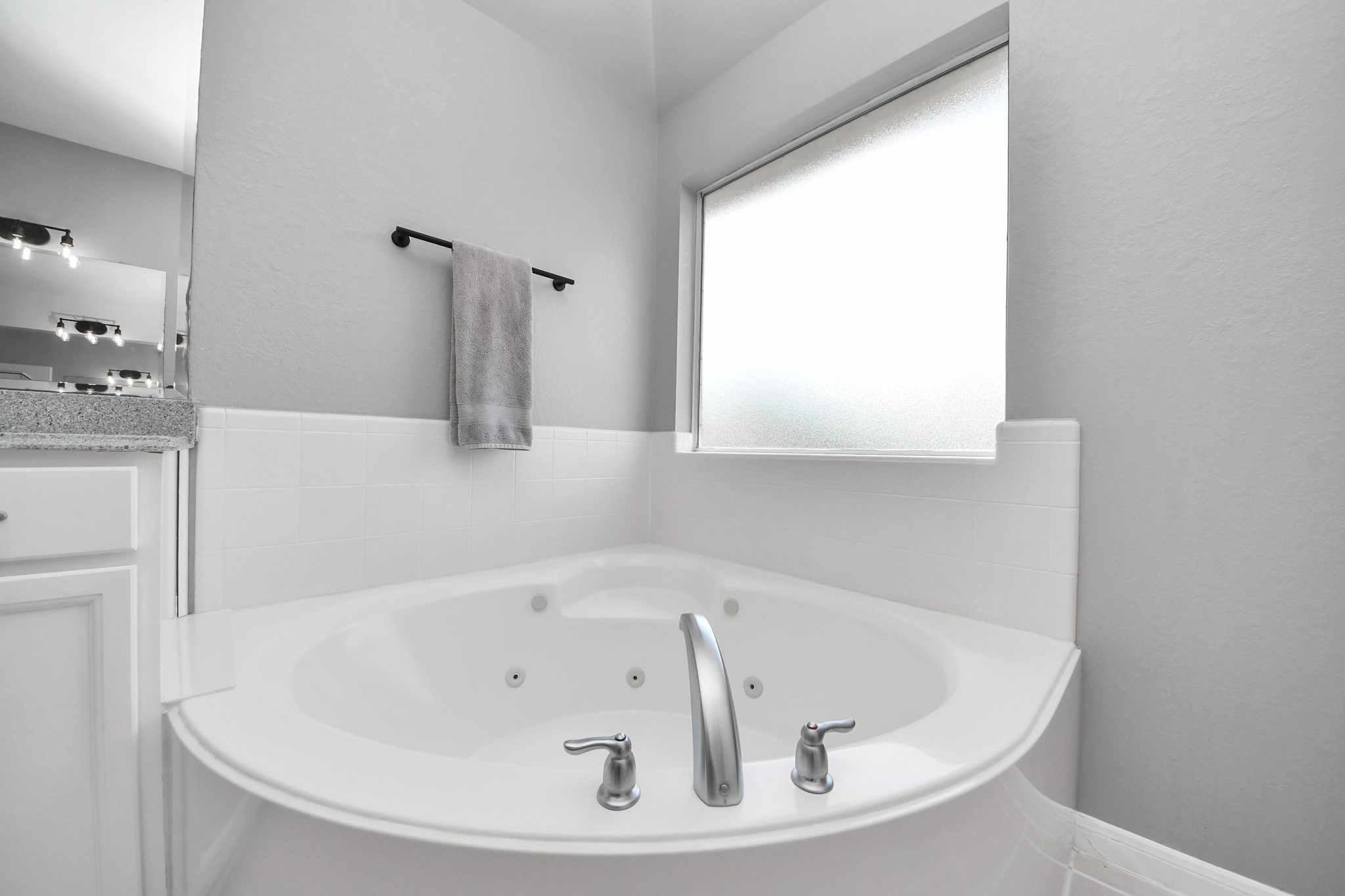 2014 Orchard Spring Drive Property Photo 30