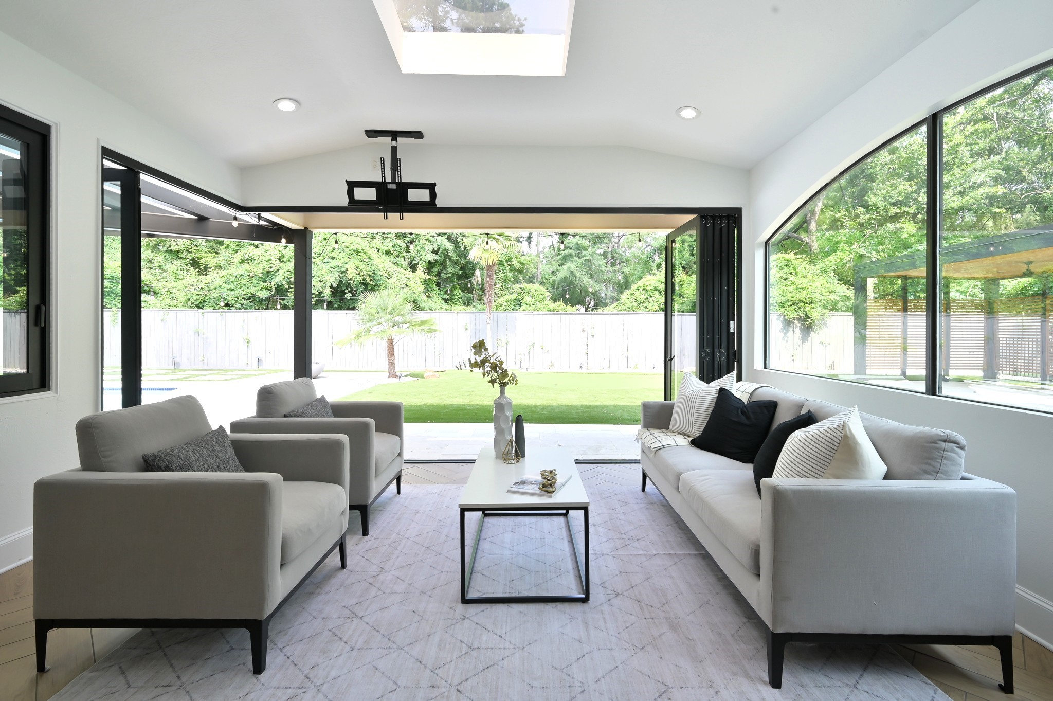 35 Fernglen Drive Property Photo 16