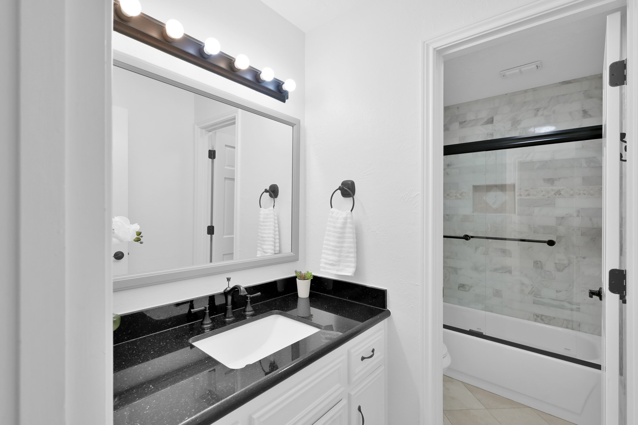 35 Fernglen Drive Property Photo 26