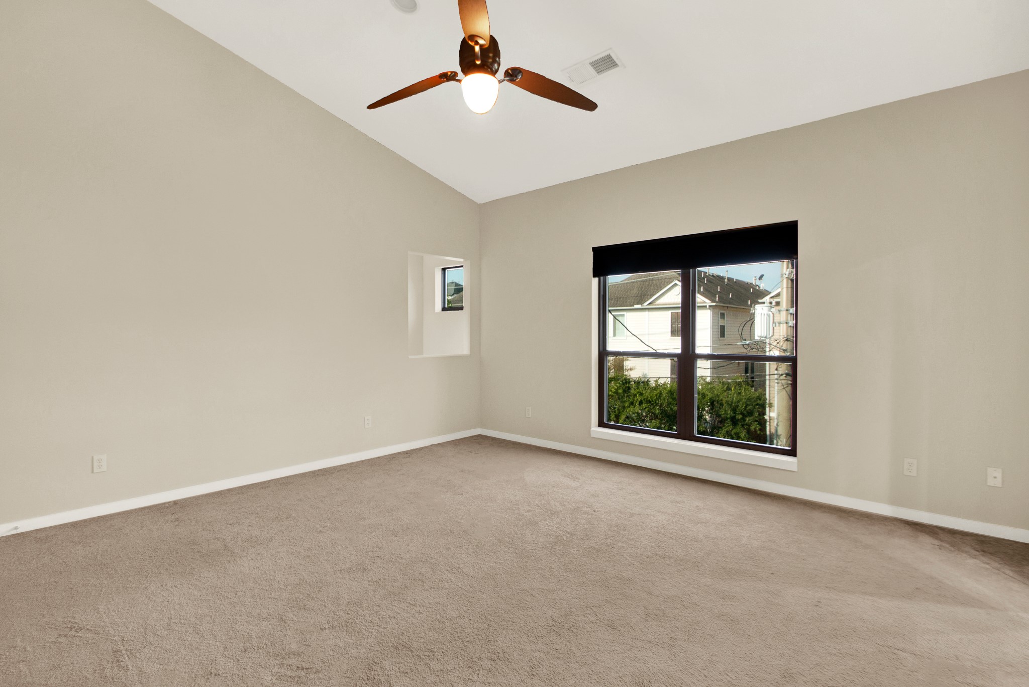 2005 Mason Street Property Photo 16