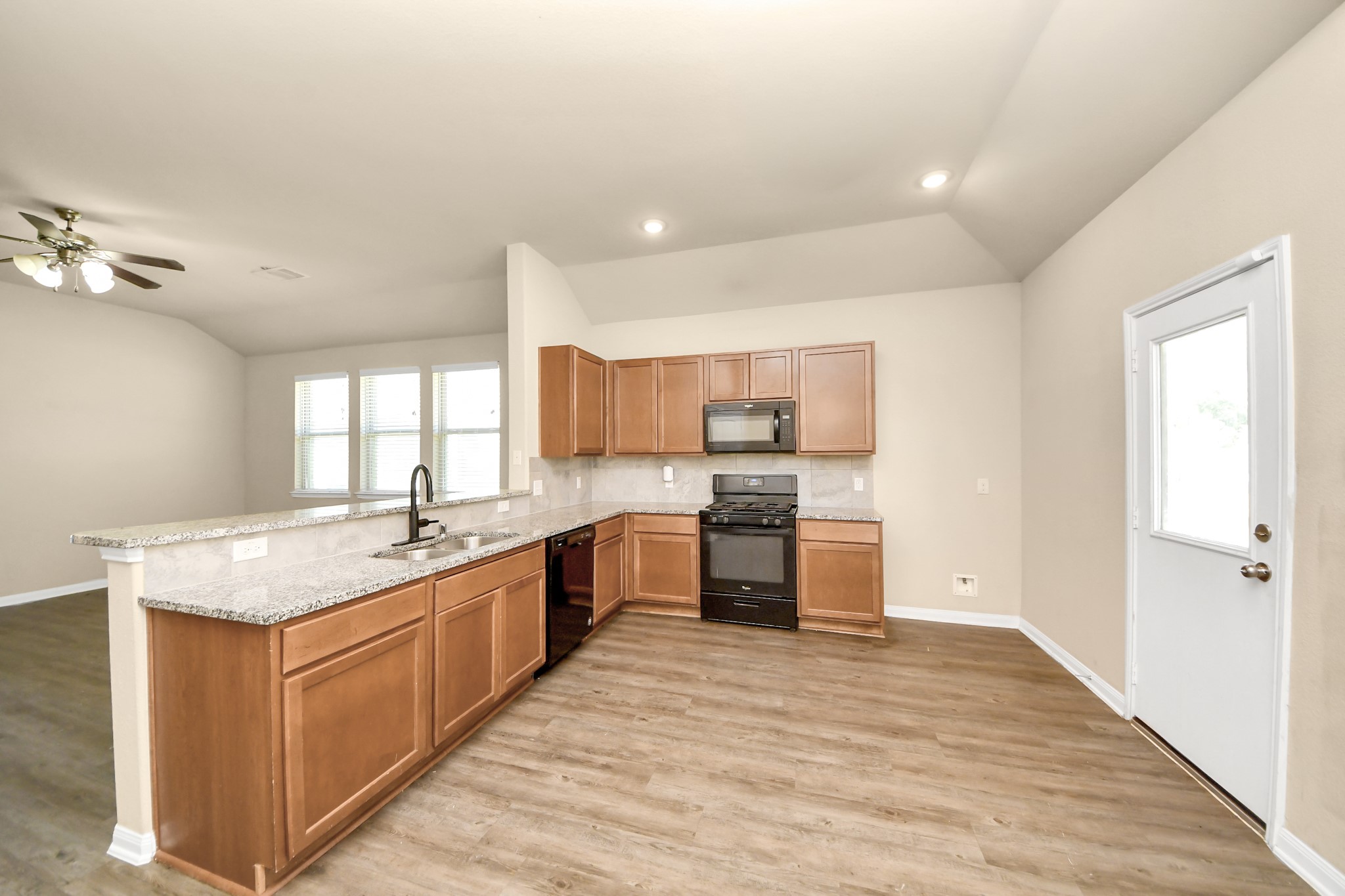 330 Kickapoo Drive Property Photo 11