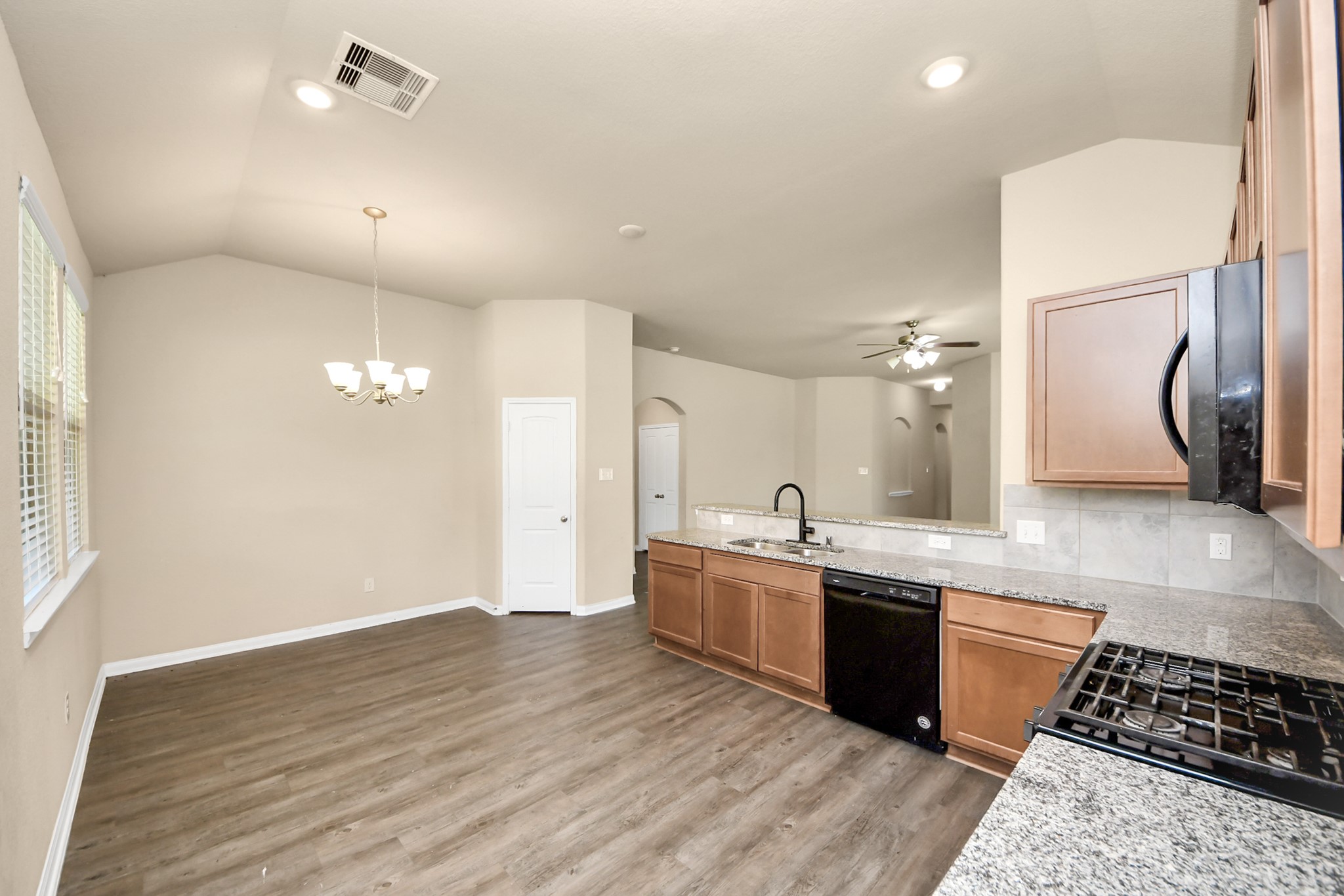 330 Kickapoo Drive Property Photo 12