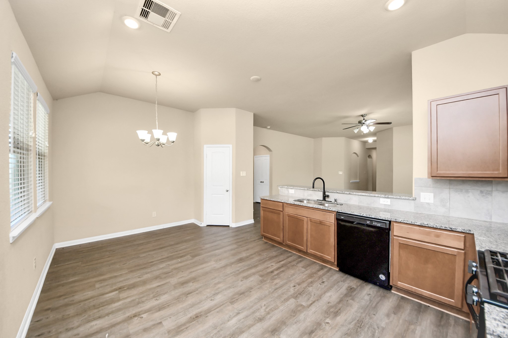 330 Kickapoo Drive Property Photo 14