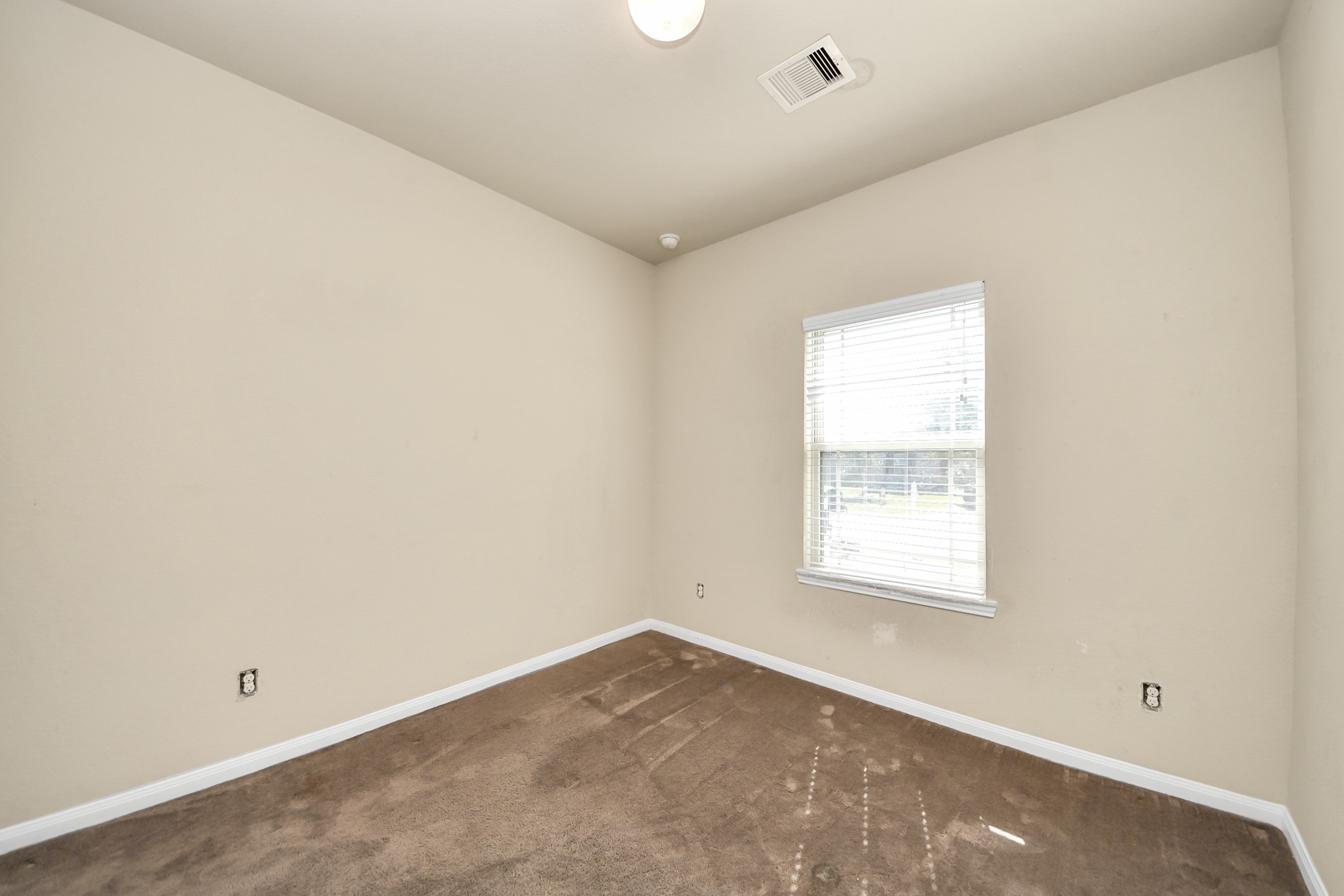 330 Kickapoo Drive Property Photo 34