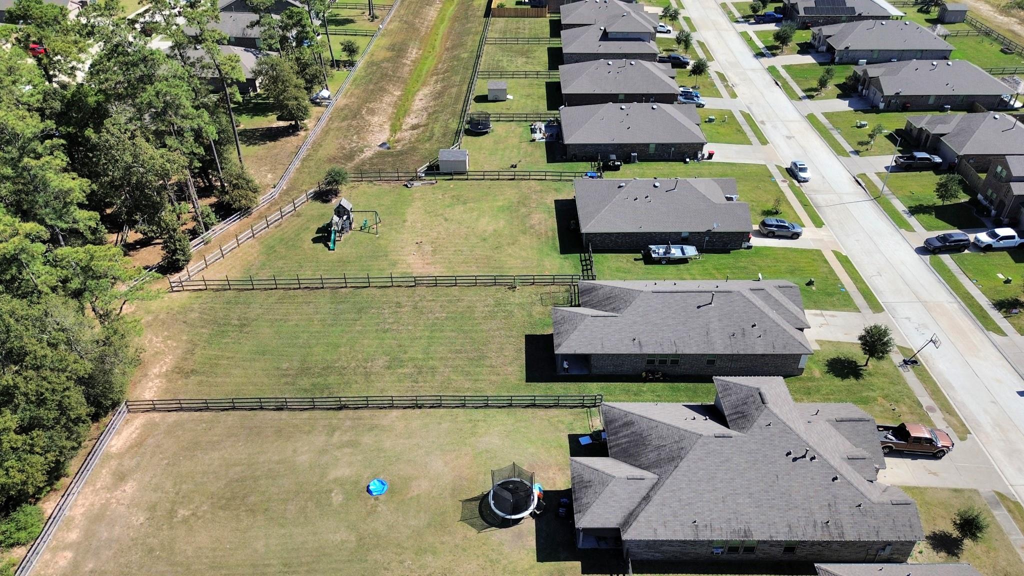 330 Kickapoo Drive, Anahuac Tx 77514 Property Photo 45