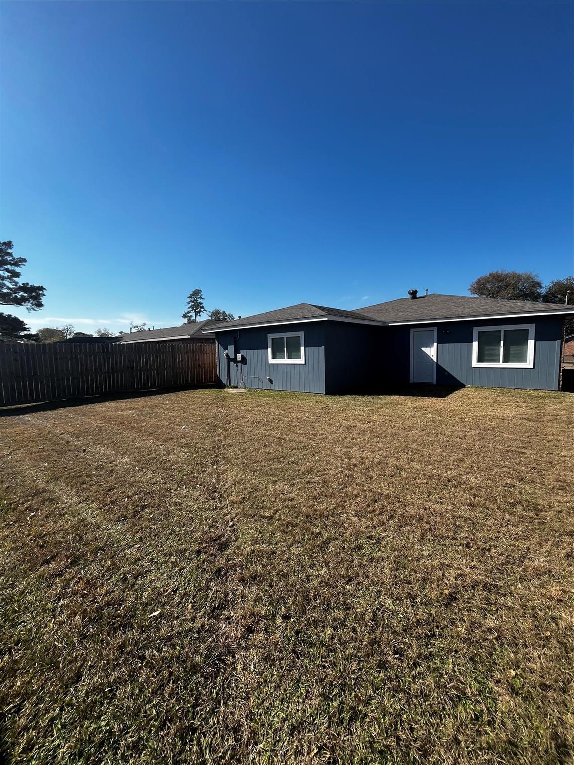 8710 Valley Flag Property Photo 35