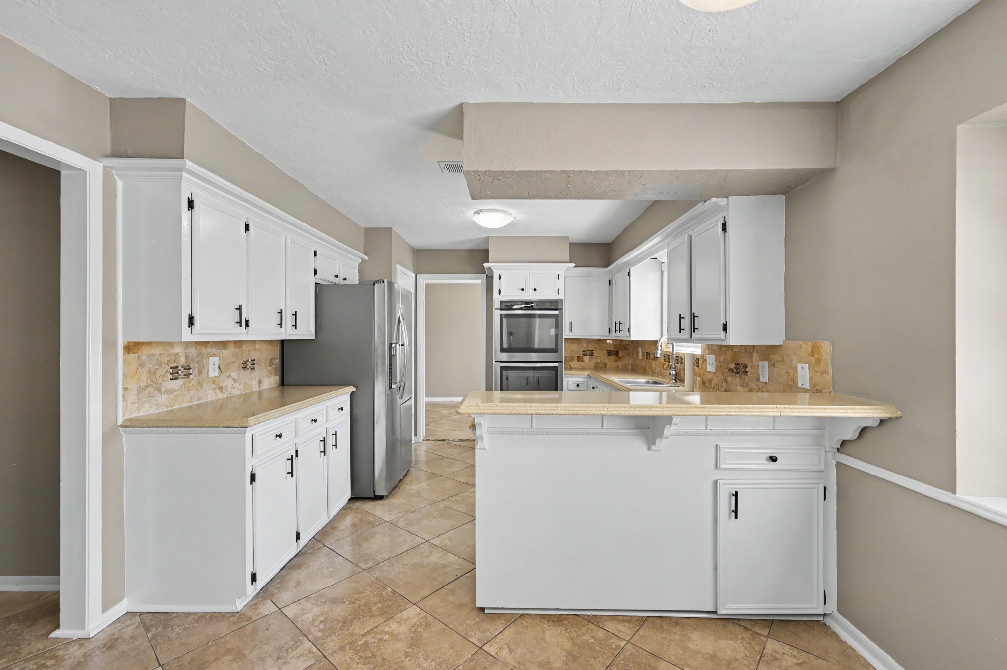 24915 Butterwick Drive Property Photo 8