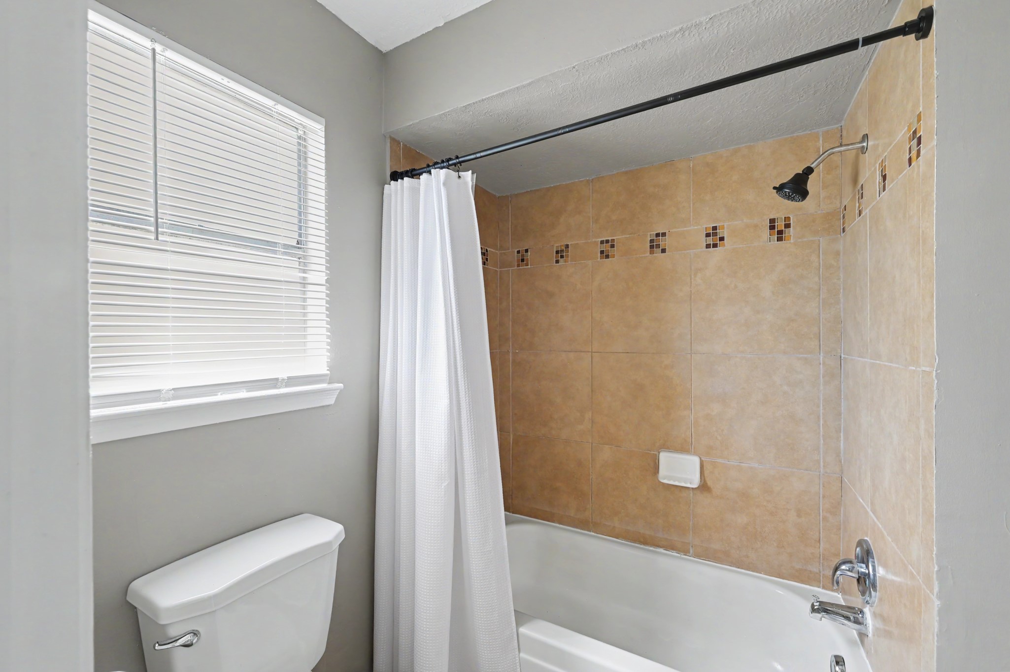 24915 Butterwick Drive Property Photo 23