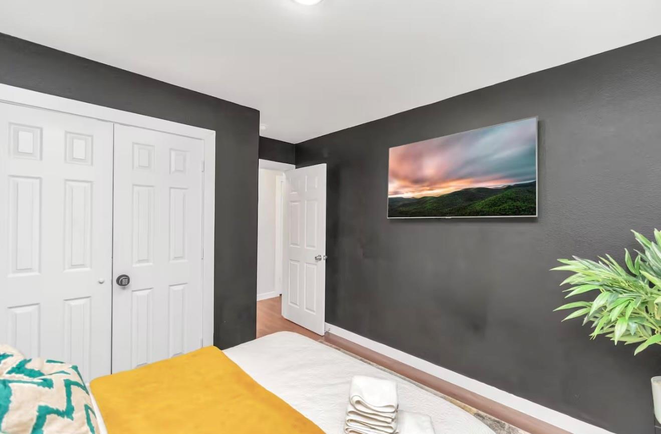 6608 Haight Street A Property Photo 11