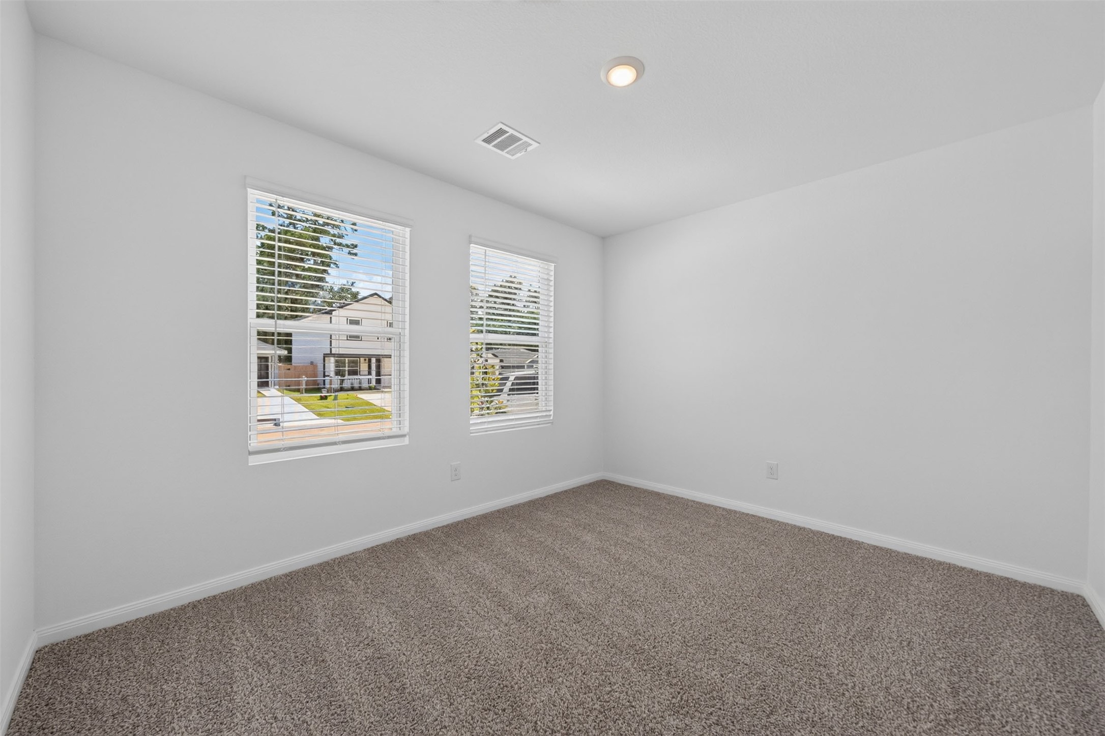 11943 Detar Court Property Photo 6