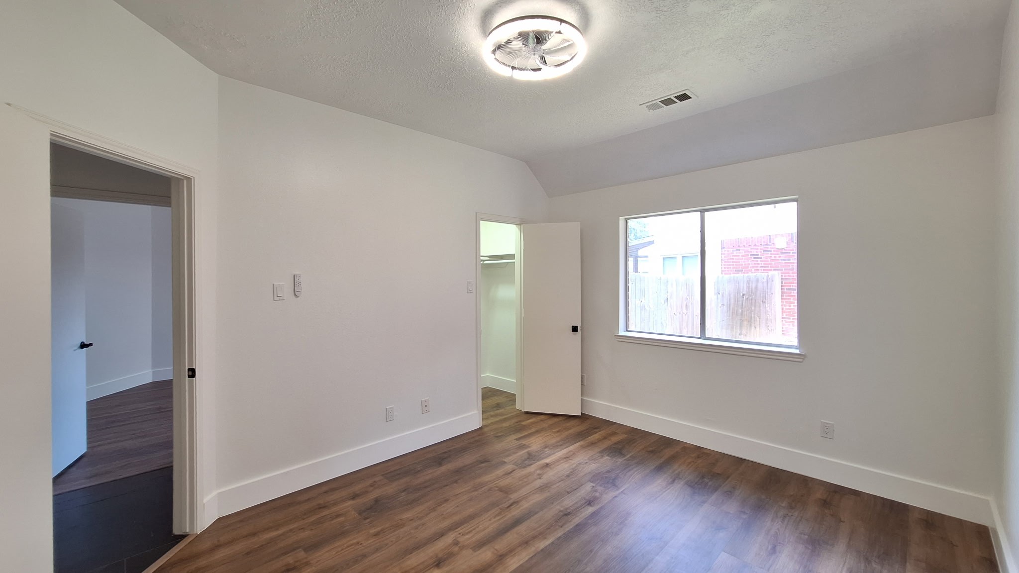 17122 Canterbury Green Court Property Photo 6
