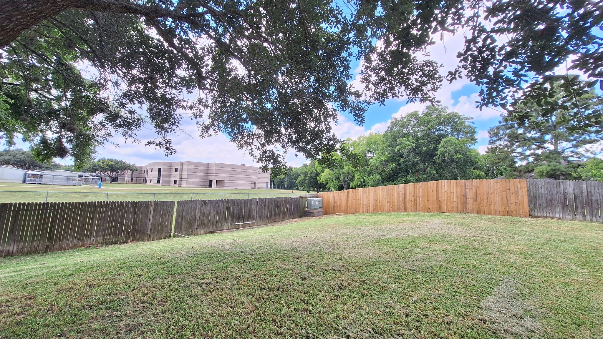 17122 Canterbury Green Court Property Photo 23