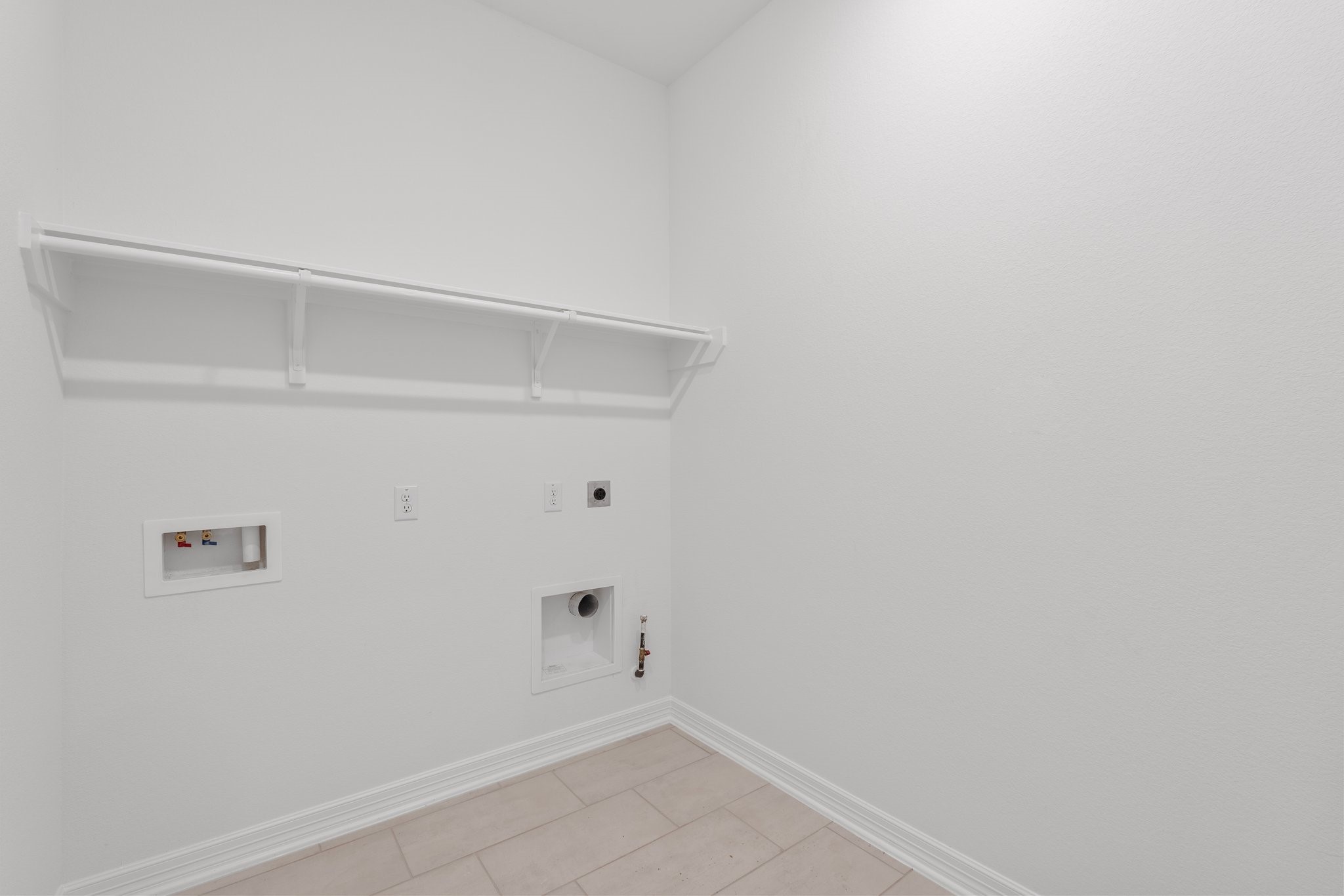 710 Beautyberry Way Property Photo 14