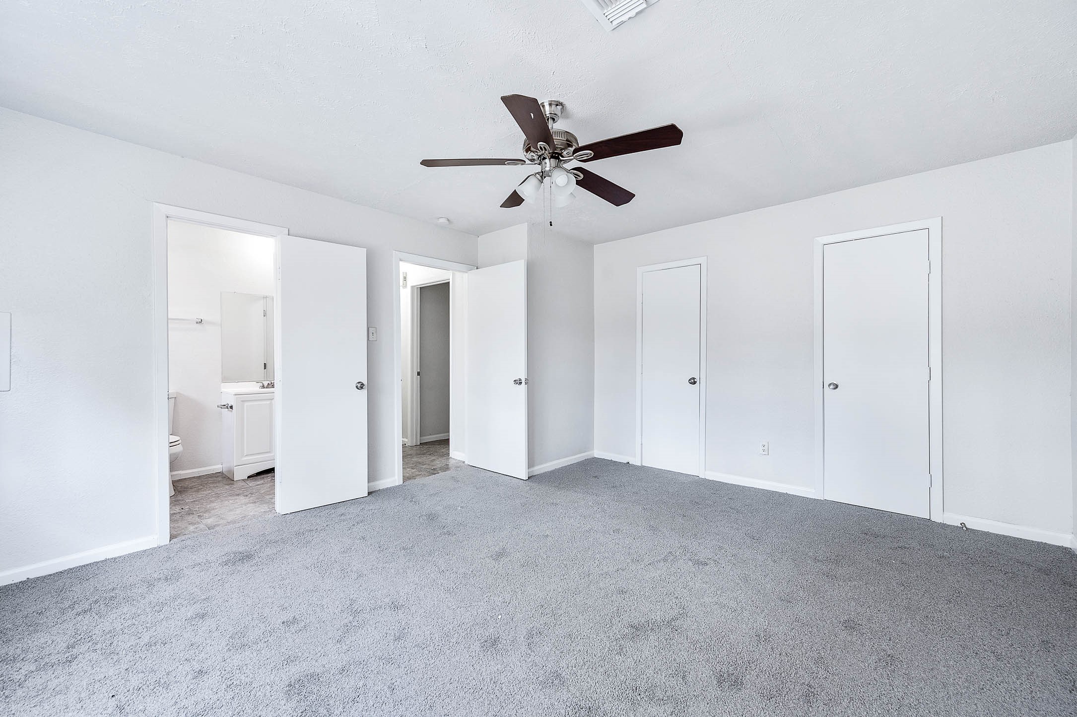 2227 Lexington Woods Drive Property Photo 13