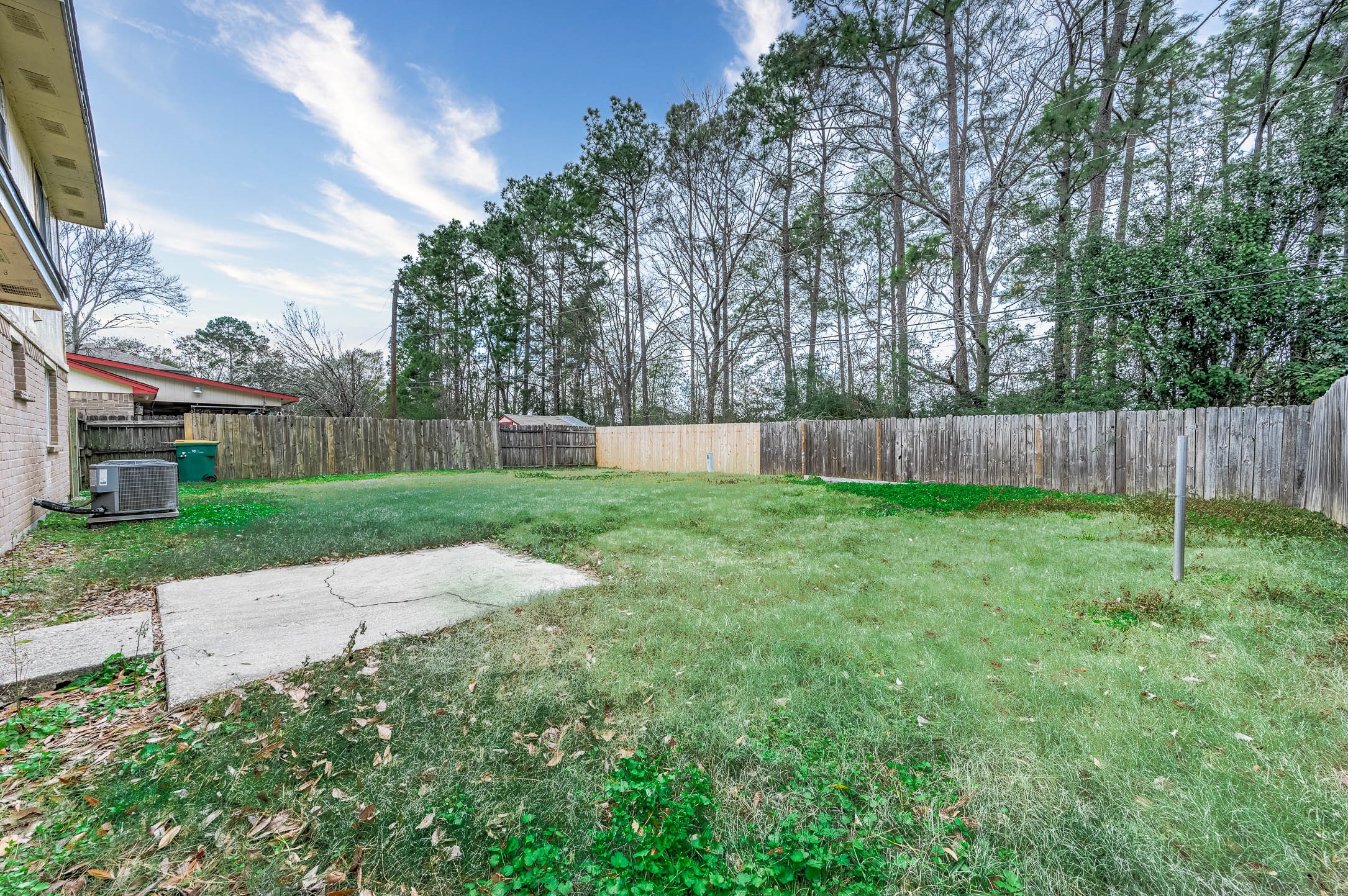 2227 Lexington Woods Drive Property Photo 21