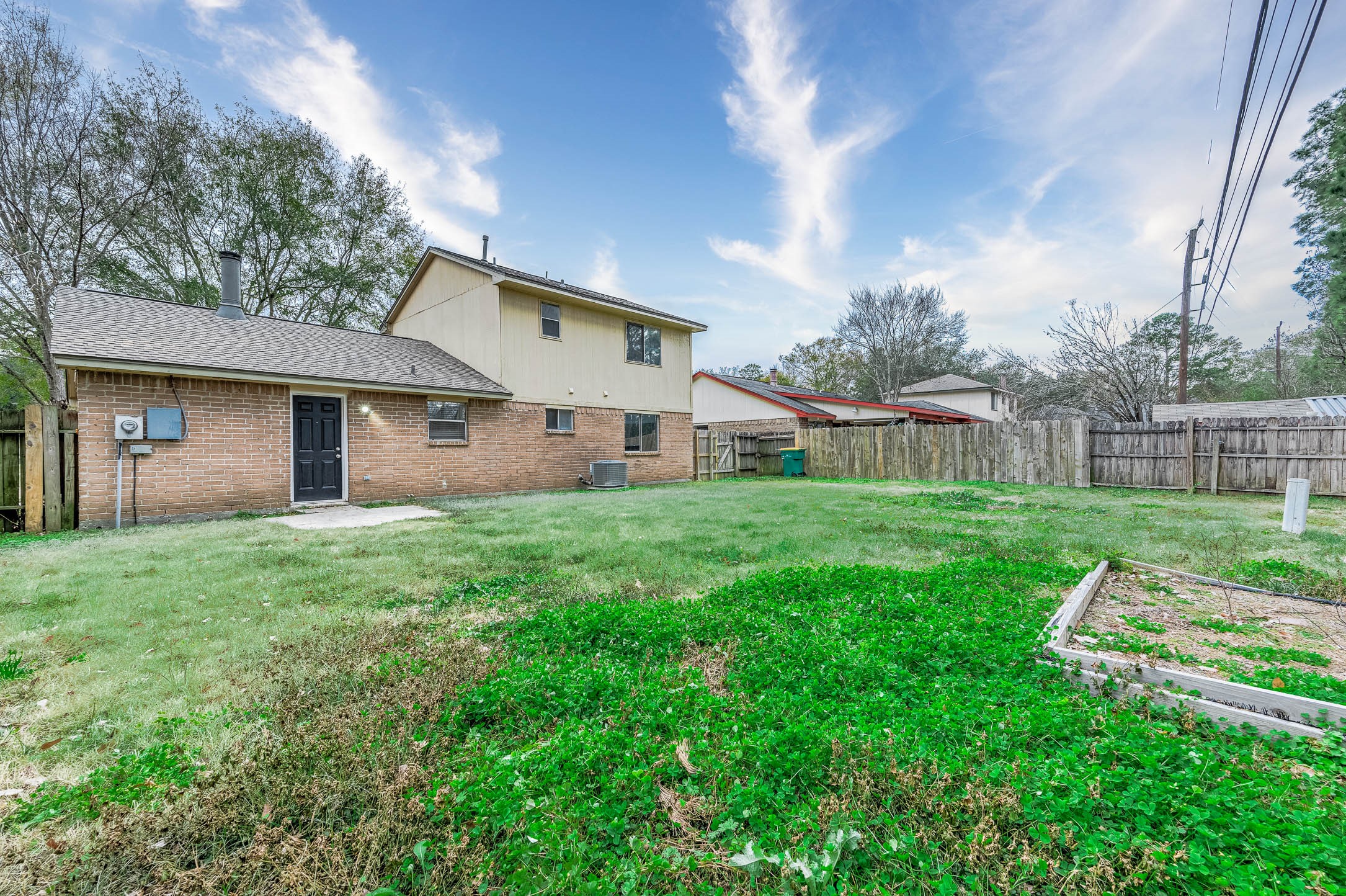 2227 Lexington Woods Drive Property Photo 22
