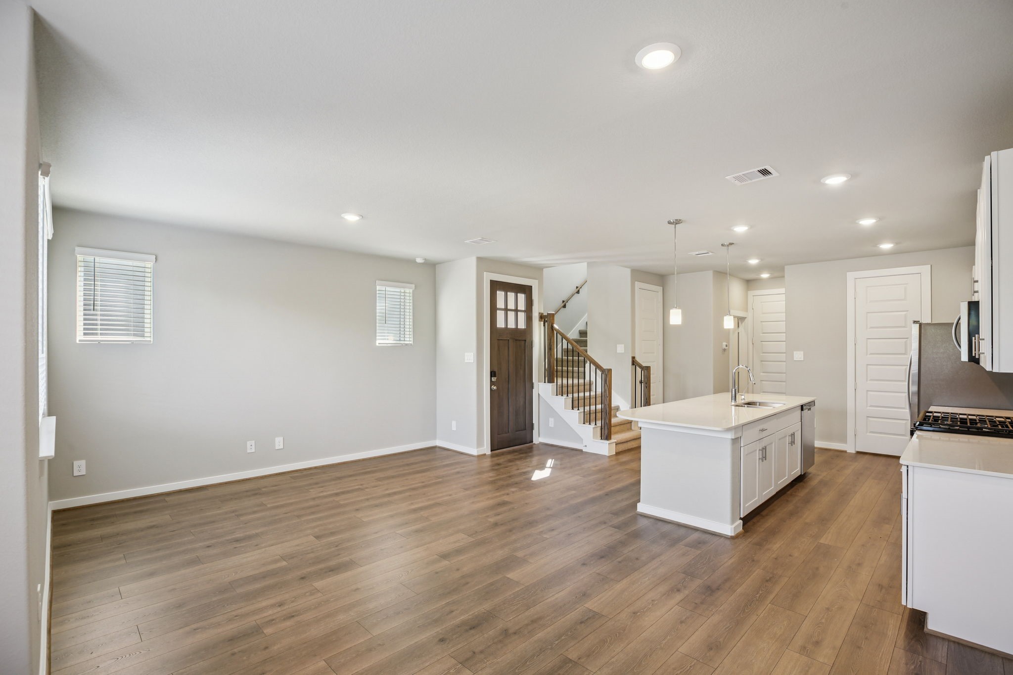 1139 Cedar Place Lane Property Photo 6