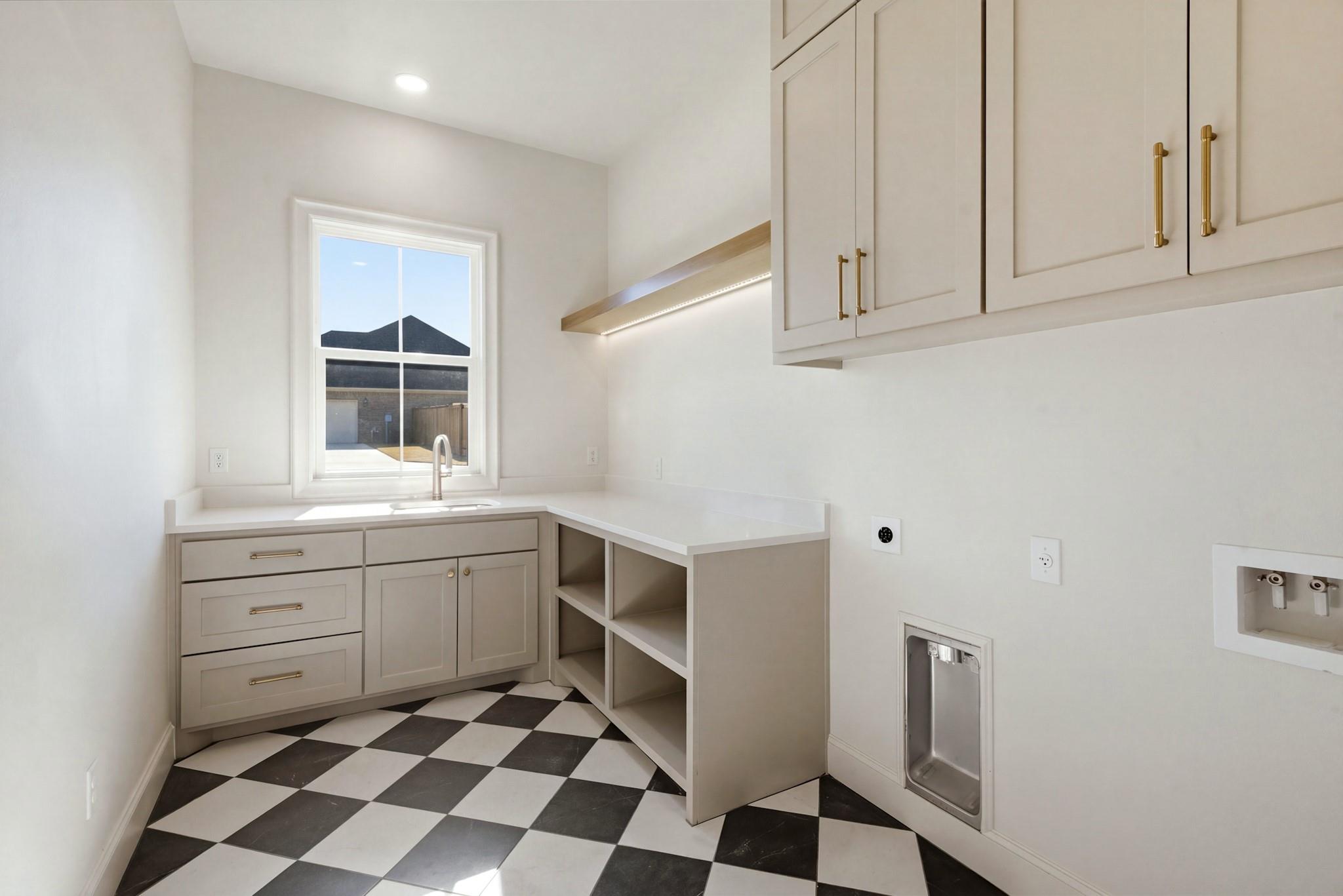 5672 Mill Water Court Property Photo 18