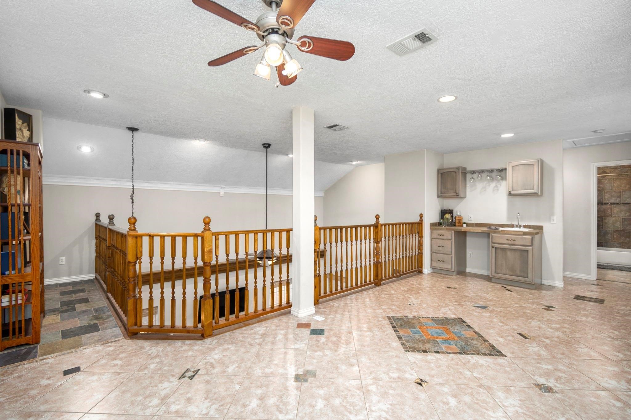 2 Amber Fire Place Property Photo 18