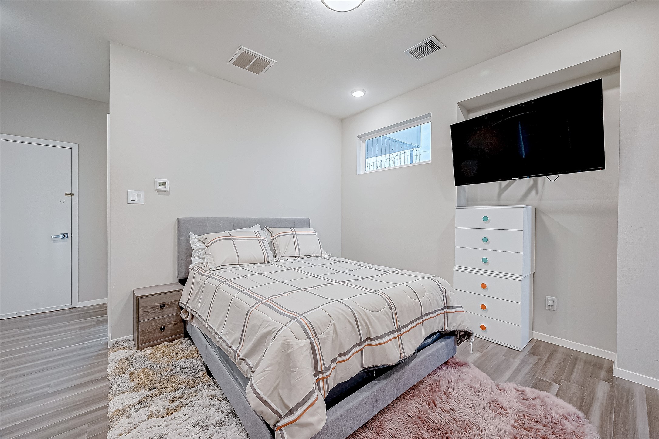 5722 Cullen Boulevard A Property Photo 12