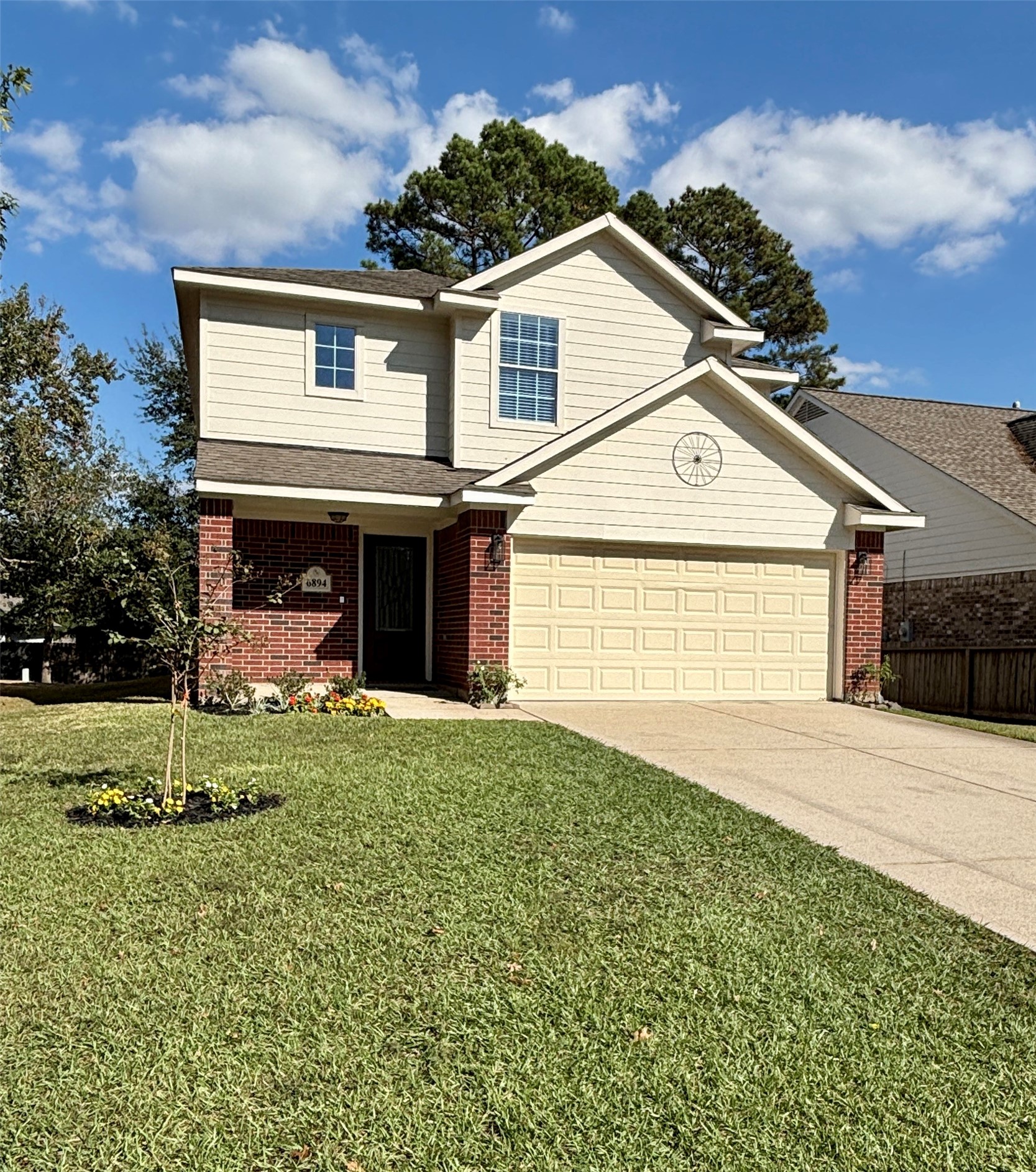 6894 Stillwater Drive Property Photo 1