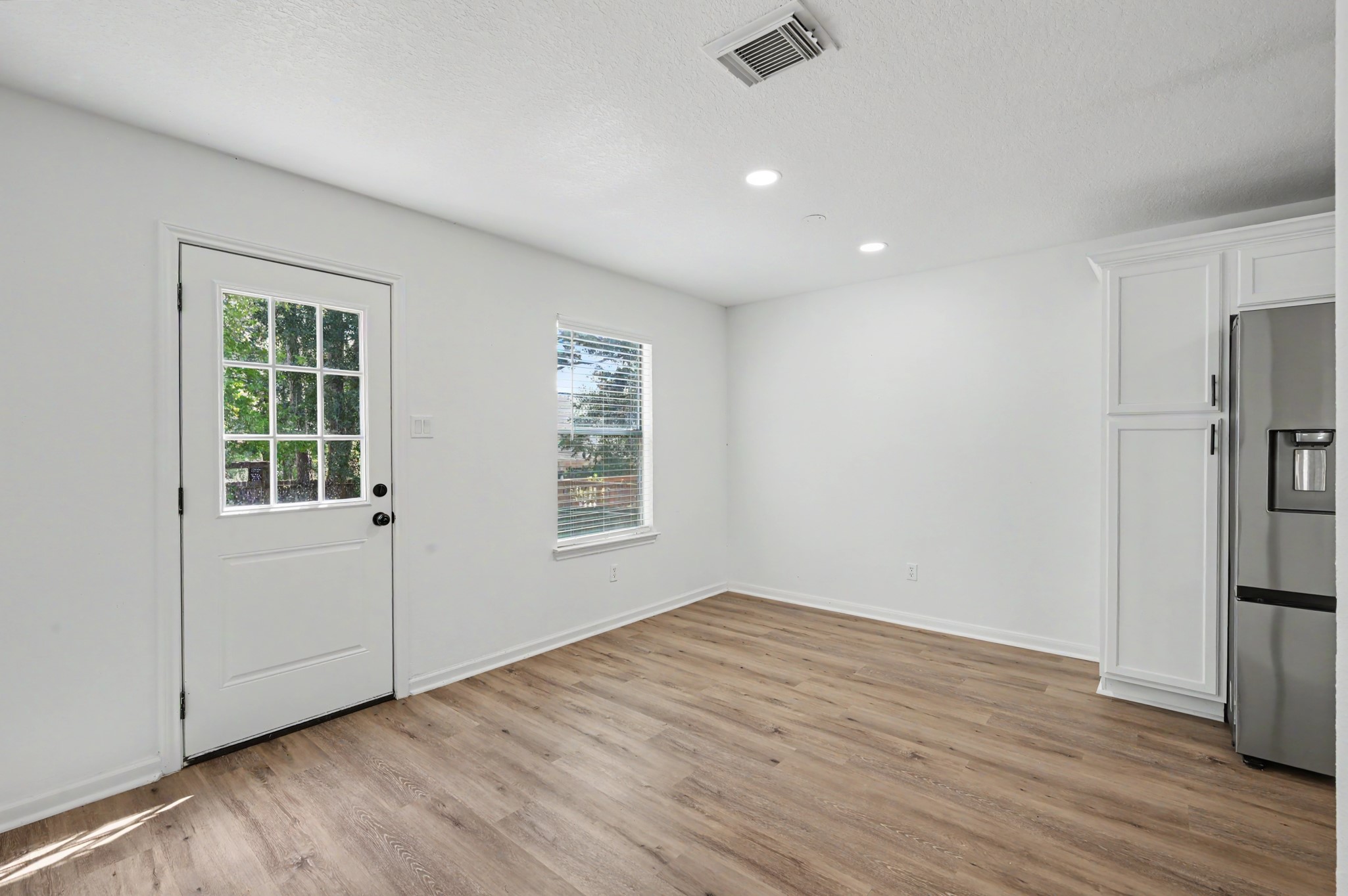 6894 Stillwater Drive Property Photo 12