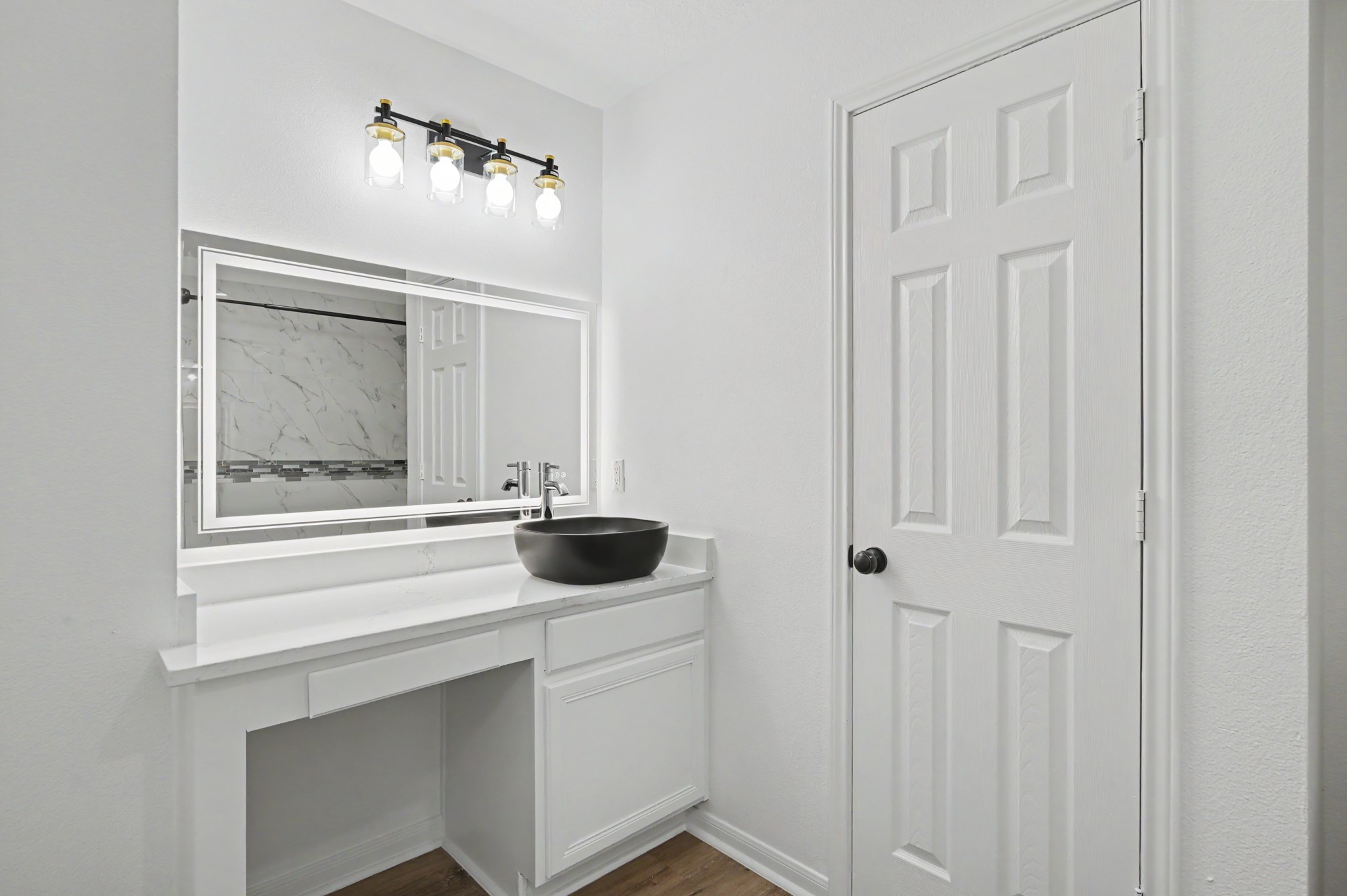 6894 Stillwater Drive Property Photo 18