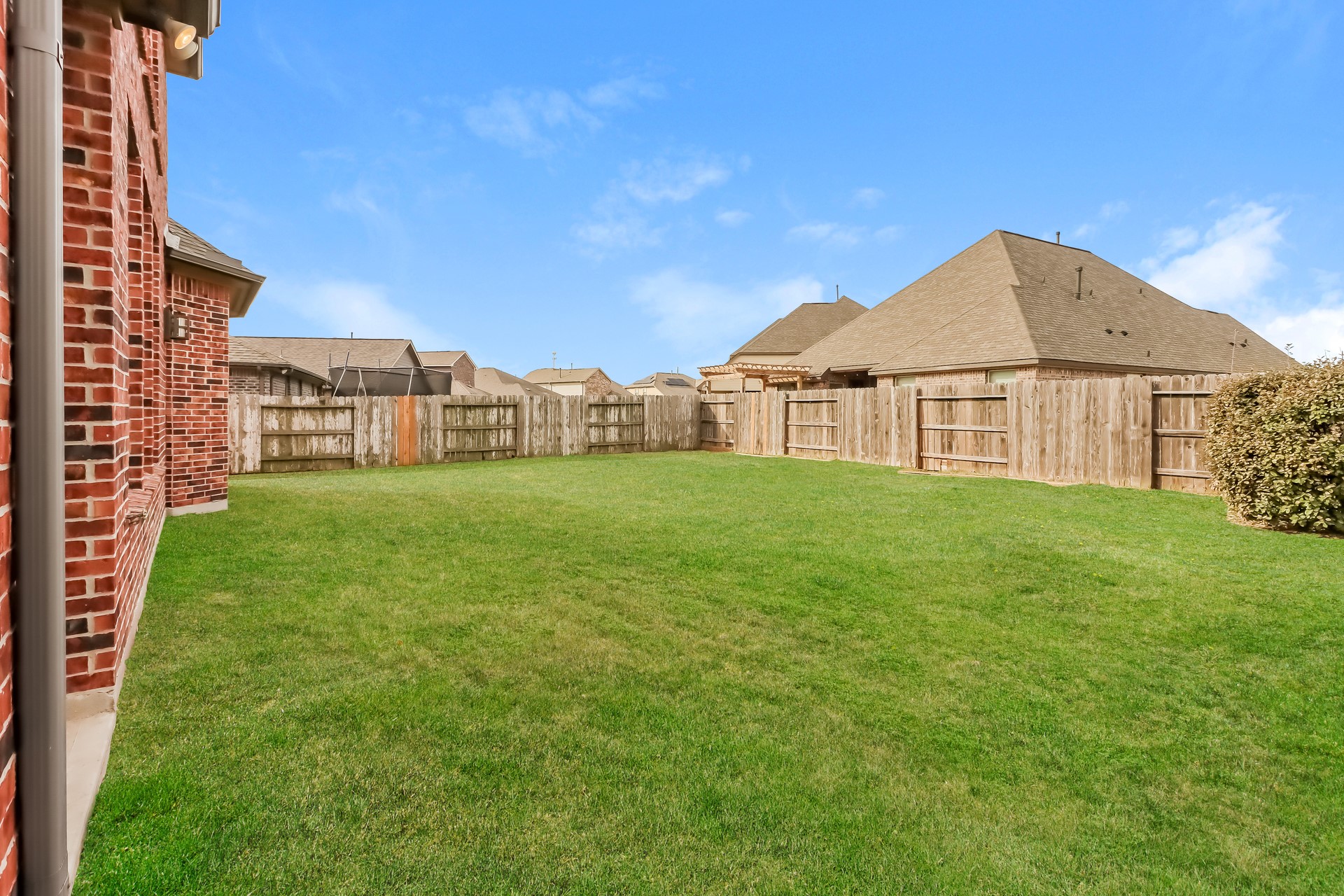 9743 Stratton Ridge Drive Property Photo 15