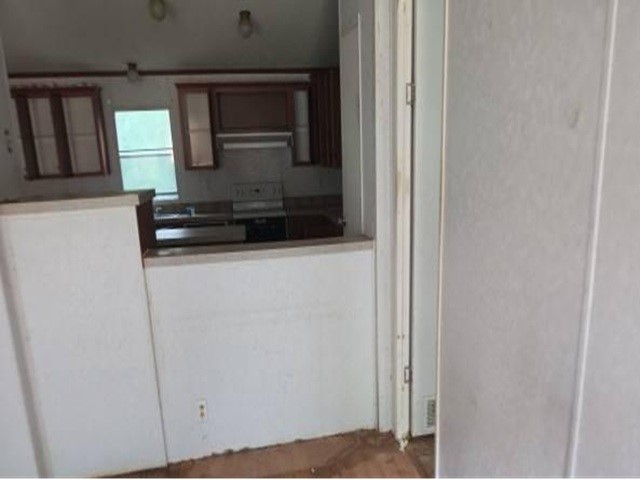 18211 County Road 2195 Property Photo 5