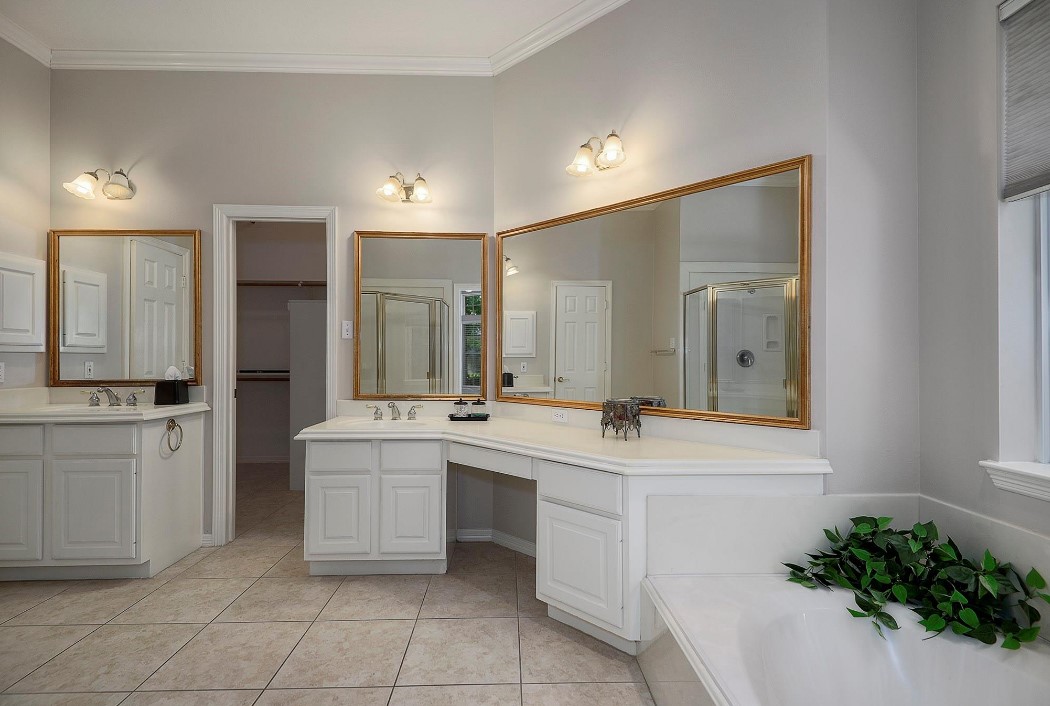 34 Reflection Point Drive E Property Photo 25