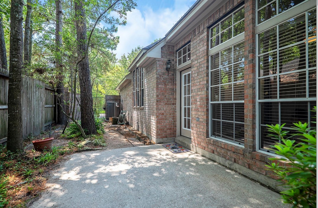 34 Reflection Point Drive E Property Photo 39