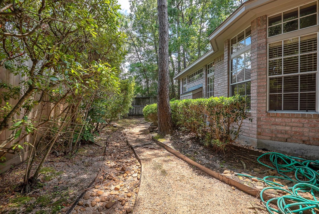 34 Reflection Point Drive E Property Photo 41