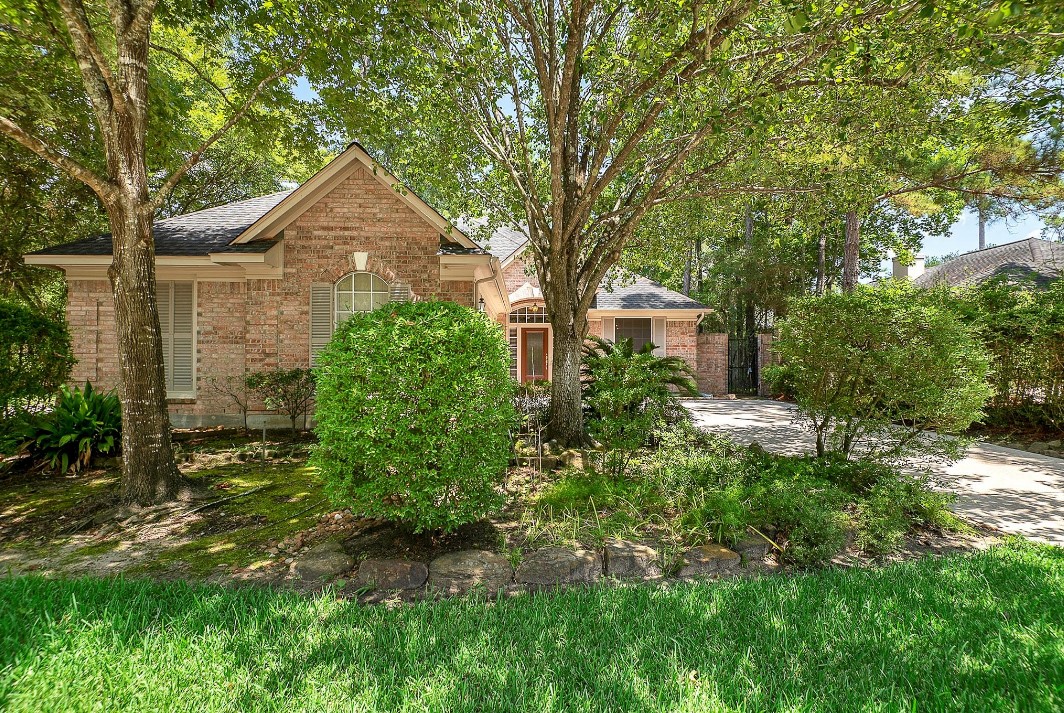34 Reflection Point Drive E Property Photo 42