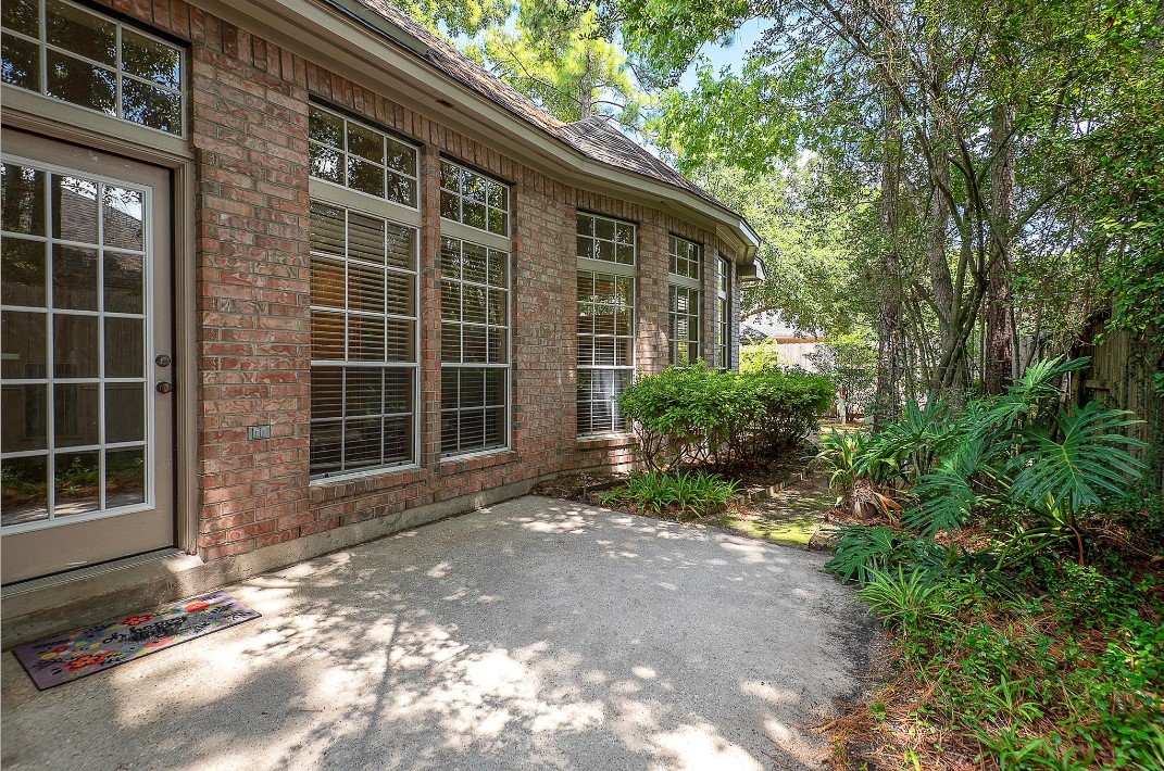 34 Reflection Point Drive E Property Photo 44