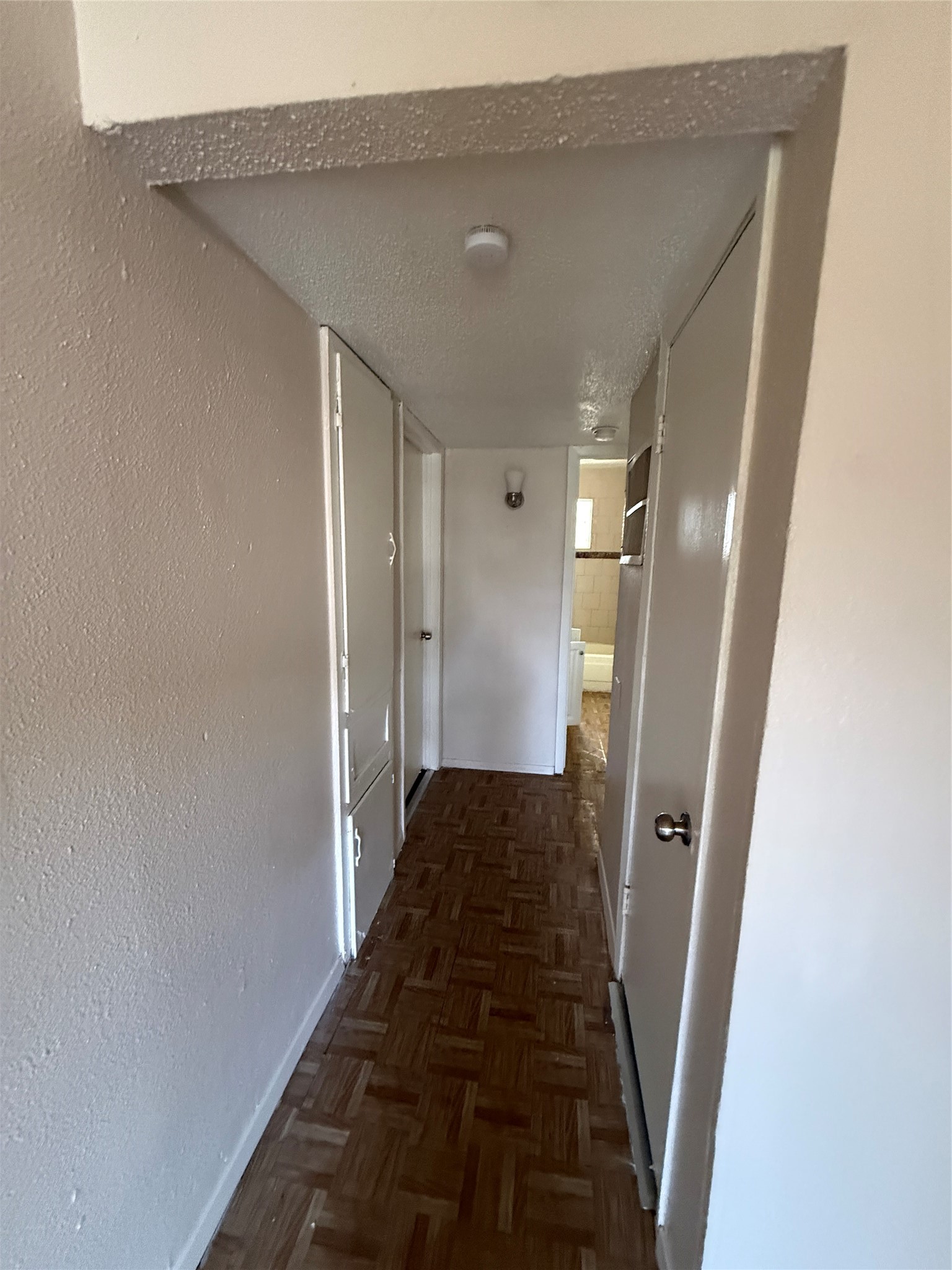 8445 Winkler Drive 06 Property Photo 5