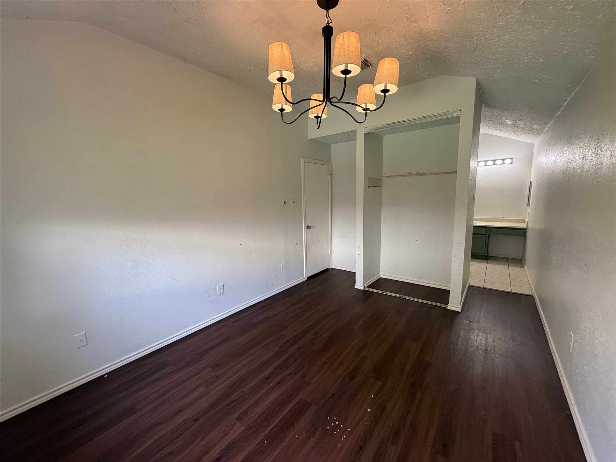 1610 Brickarbor Drive Property Photo 6