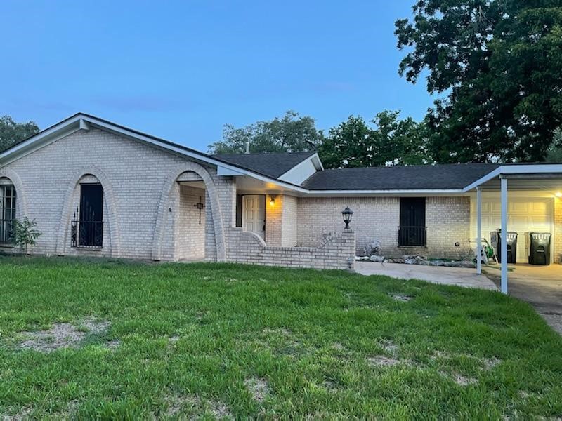 103 Bluebonnet Street Property Photo 1
