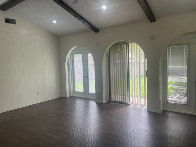 103 Bluebonnet Street Property Photo 3