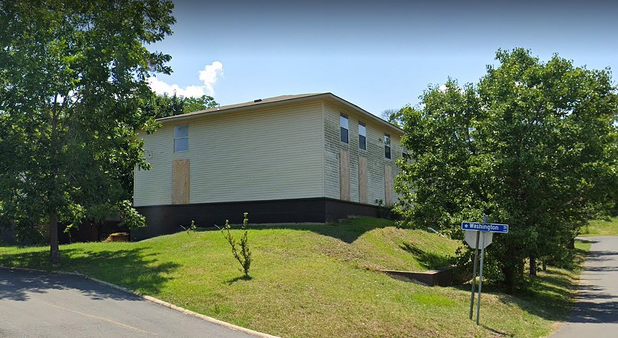 1120 Washington Street Property Photo 3