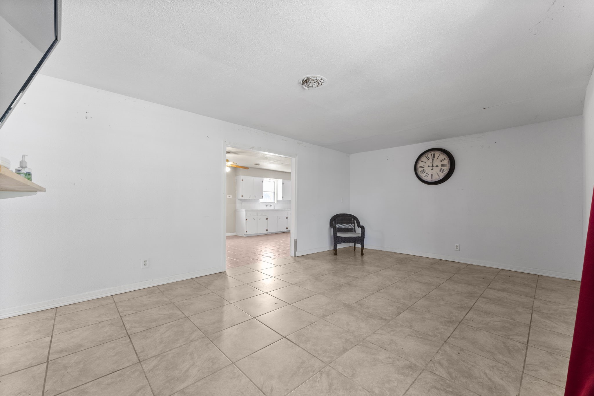 814 Isetta Lane Property Photo 10